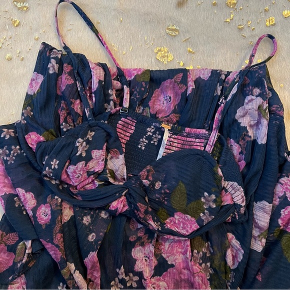 NWT FREE PEOPLE Medium Mirage Strapped OR Bandeau Print top Blouse $88 - Picture 10 of 10